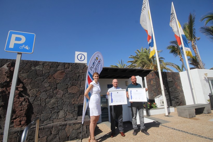Las dos oficinas de Información Turística de Puerto del Carmen reciben el sello por su alta calidad